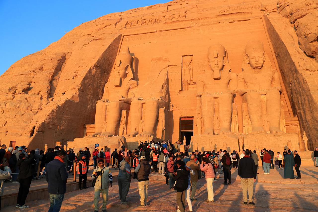 Egipat: Turisti posje?uju Veliki hram Abu Simbel tijekom Festivala sunca