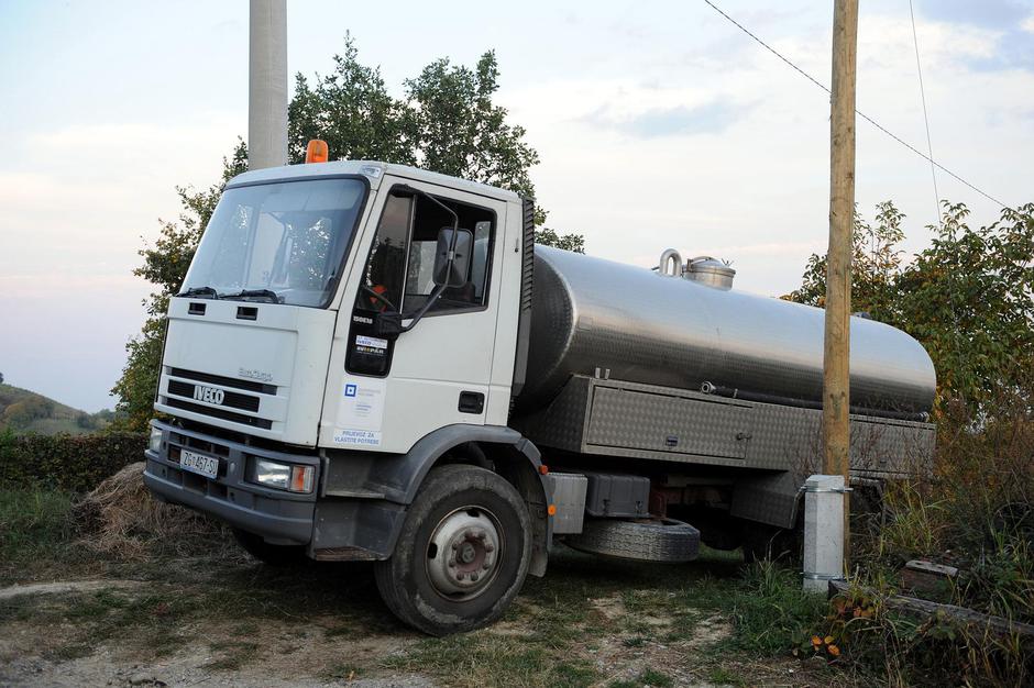 Šimun?evec: Voda u bunaru zaga?ena nepoznatom tvari