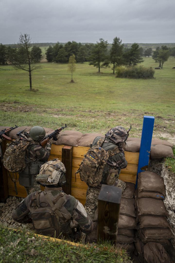 Ukrainian soldiers train in a french military camp in eastern France, on October 9, 2024, before a French President Emmanuel Macron visit. Photo by Eliot Blondet/ABACAPRESS.COM Photo: Blondet Eliot/ABACA/ABACA