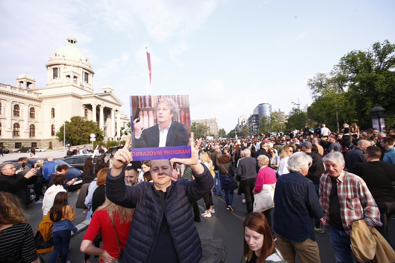 19, May, 2023, Belgrade - In front of the House of the National Assembly, the third protest called "Serbia against violence" started, organized by a part of the pro-European opposition parties. Photo: Amir Hamzagic/ATAImages

19, maj, 2023, Beograd  - Ispred Doma narodne skupstine poceo je treci protest pod nazivom "Srbija protiv nasilja" u organizaciji dela proevropskih opozicionih stranaka. Photo: Amir Hamzagic/ATAImages Photo: Amir Hamzagic/ATAImages/PIXSELL