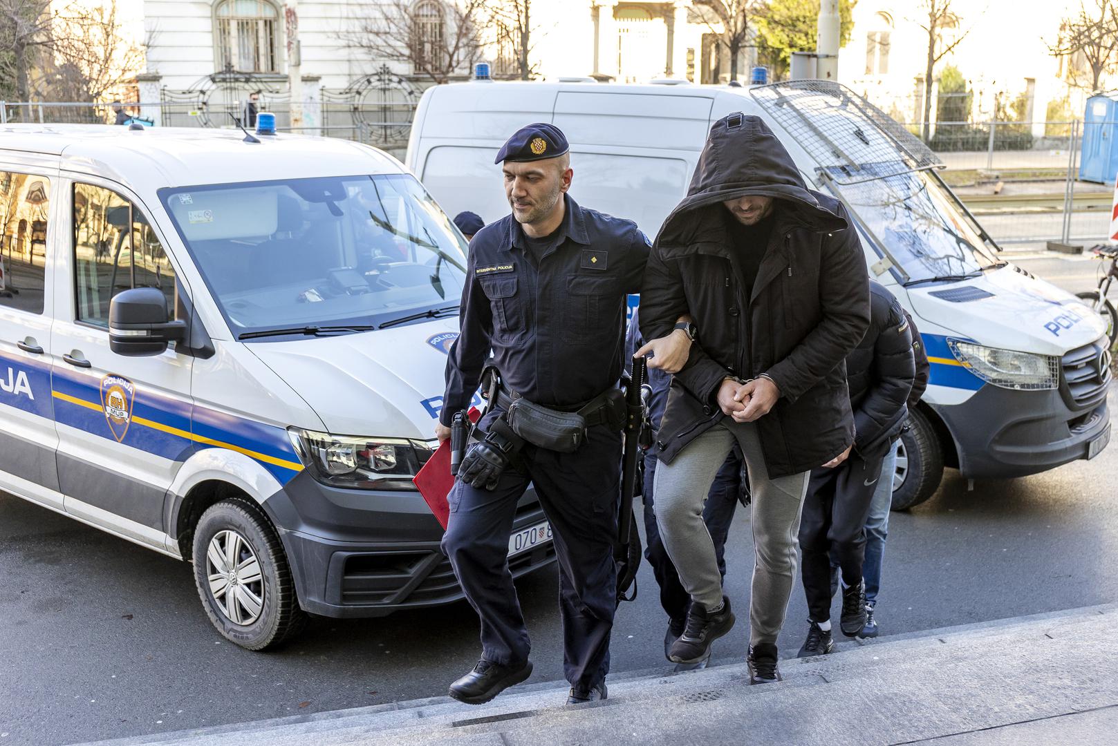 25.01.2024., Osijek - Na Zupanijski sud u Osijeku privedena petorica muskaraca osumnjicenih za krijumcarenje ljudi. Photo: Davor Javorovic/PIXSELL