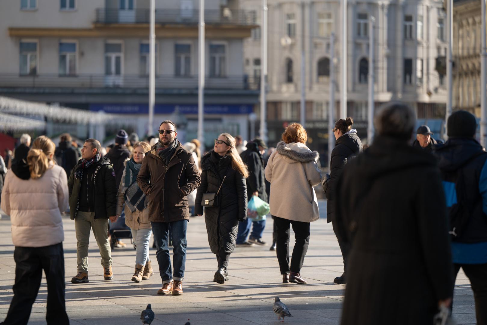 Uz financijske i porezne reforme, najavljene su i olakšice za mlade te planovi za uvođenje stalnog dodatka na mirovine. U nastavku donosimo pregled ključnih izmjena koje nas očekuju, kako bismo vam pomogli da se pripremite za promjene u svakodnevnom životu.