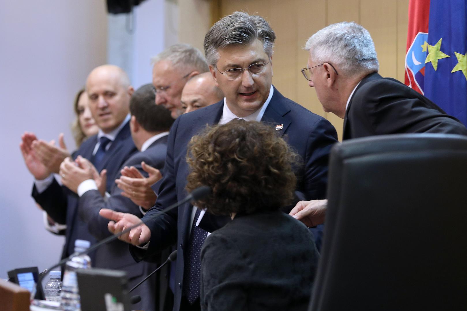 24.10.2023., Zagreb - Premijer Andrej Plenkovic dosao je u Sabor i u nastavku sjednice podnosi godisnje izvjesce Vlade Republike Hrvatske.  Zastupnici HDZ-a dugotrajnim su pljeskom pozdravili govor premijera Plenkovica. Photo: Patrik Macek/PIXSELL