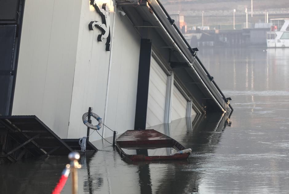 Beograd: Splav Freestyler jutro nakon što je potonuo 