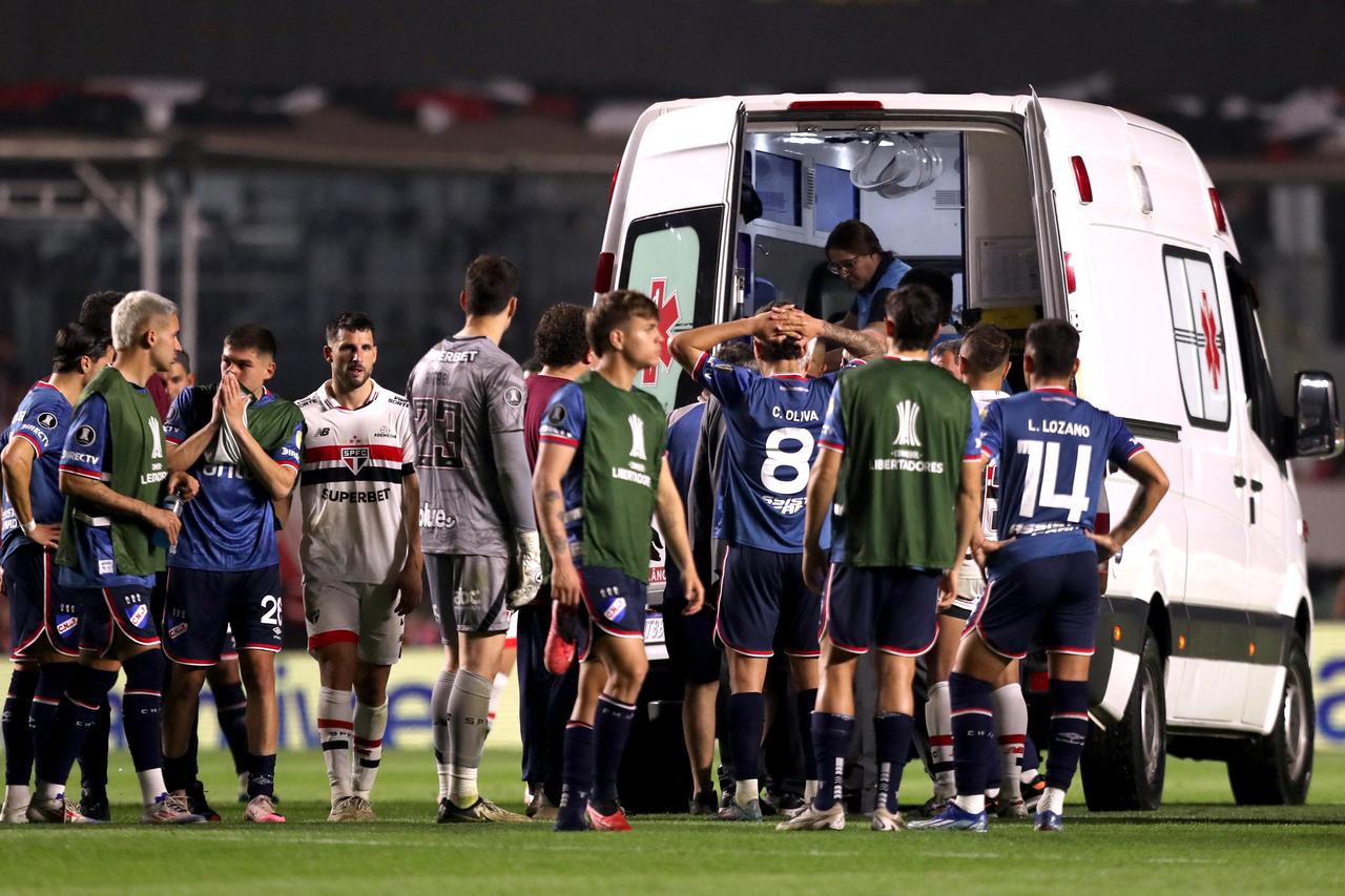 Copa Libertadores - Round of 16 - Second Leg - Sao Paulo v Nacional