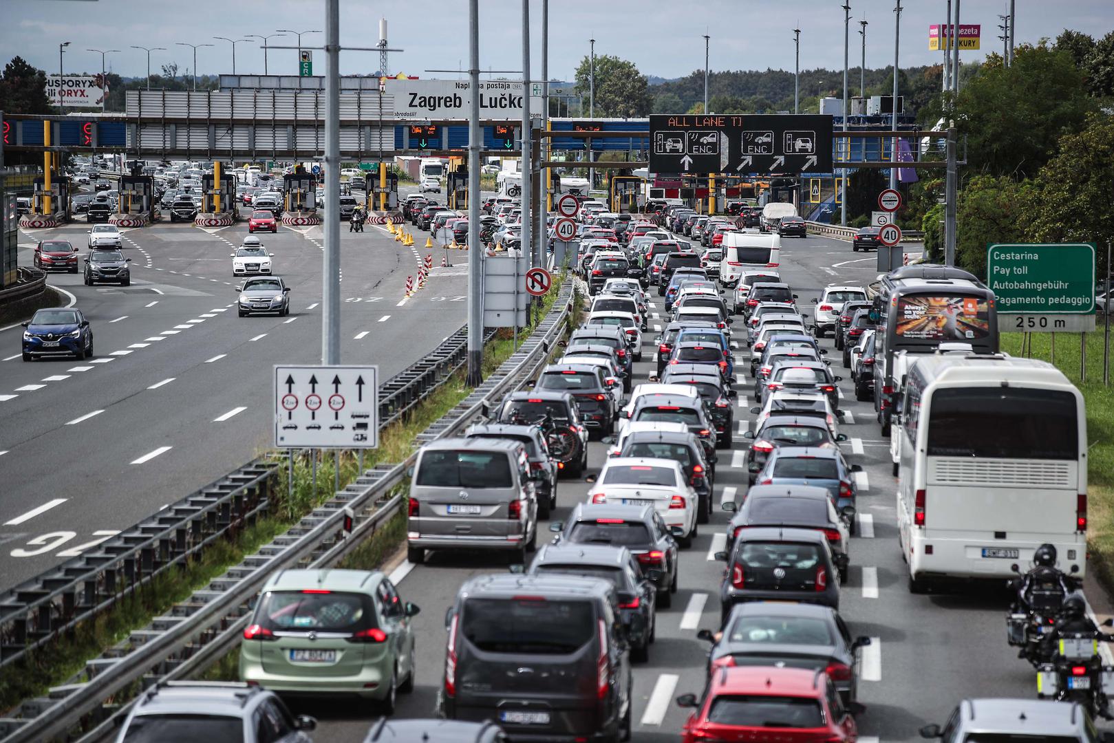 03.08.2024.., Zagreb - Prometne guzve na naplatnoj postaji Lucko. Photo: Slavko Midzor/PIXSELL