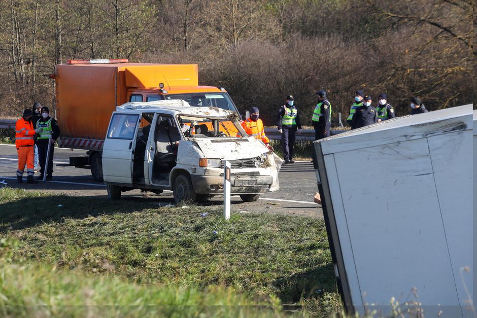 U prometnoj nesreći na autocesti A1 smrtno stradale četiri osobe