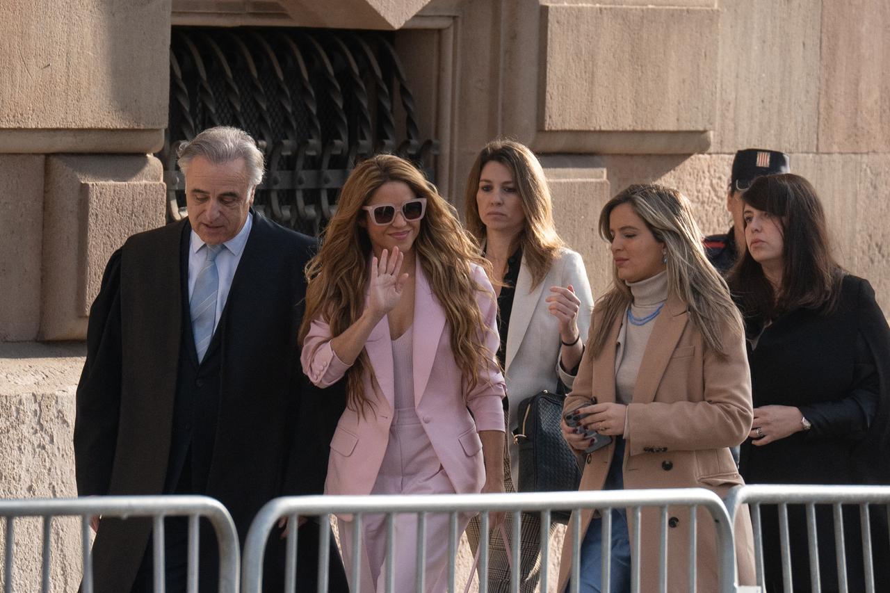 Barcelona: Shakira se nagodila i izbjegla suđenje za utaju poreza