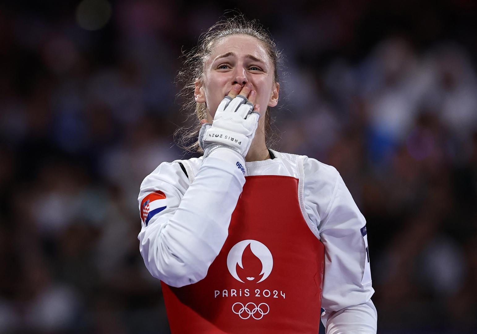 Hrvatska tekvondoašica Lena Stojković osvojila je šestu medalju za našu olimpijsku delegaciju na Olimpijskim igrama u Parizu, svladavši u dvije runde Turkinju Merve Dincel Kavurat u borbi za broncu u kategoriji do 49 kg.