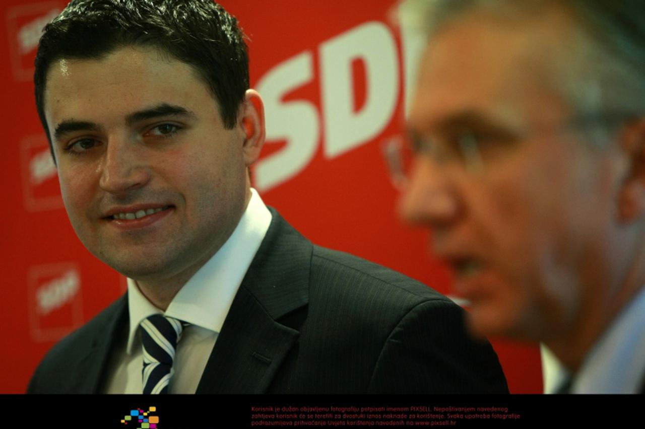 '11.01.2011., SDP, Praska 2, Zagreb - Zagrebacki SDP ocitovao se na konferenciji za novinare o prijedlogu nacrta strategije razvoja Grada Zagreba do 2020. godine. Govorili su predsjednik zagrebacke Gr