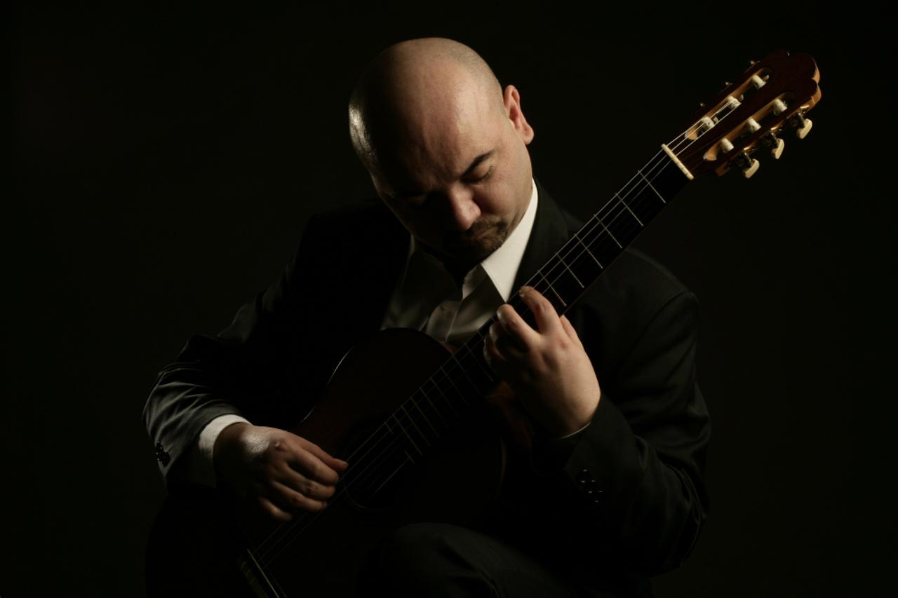 Gitarist Tvrtko Sarić