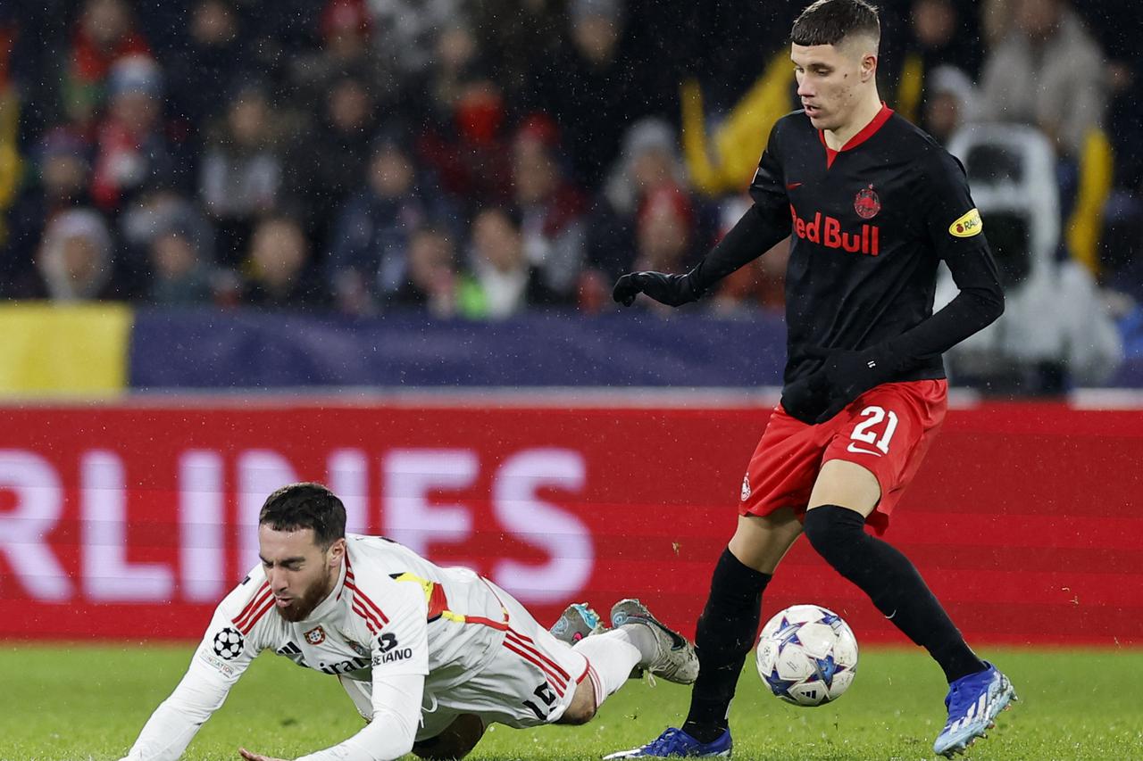 Champions League - Group D - FC Salzburg v Benfica