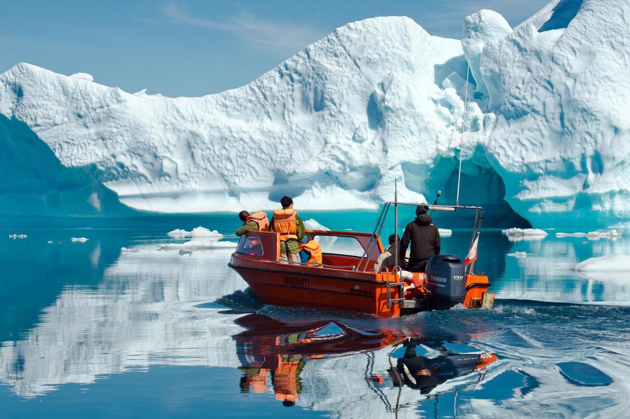 Icebergs in East Greenland Current