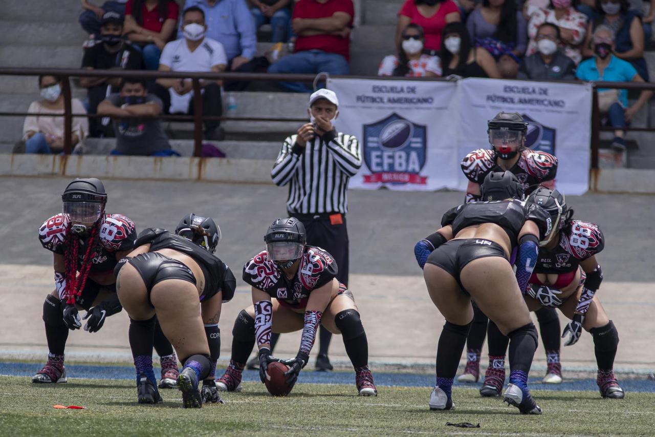 IXUS V NYX Lingerie Football Match