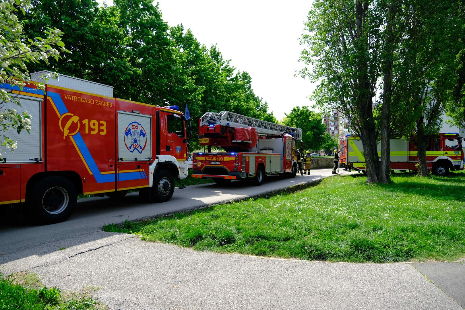 01.05.2022., Zagreb - U nedjelju ujutro izbio je pozar na 14. katu nebodera na Zitnjaku. Brzom reakcijom gradana i vatrogasaca pozar je ugasen. Photo: Slaven Branislav Babic/PIXSELL