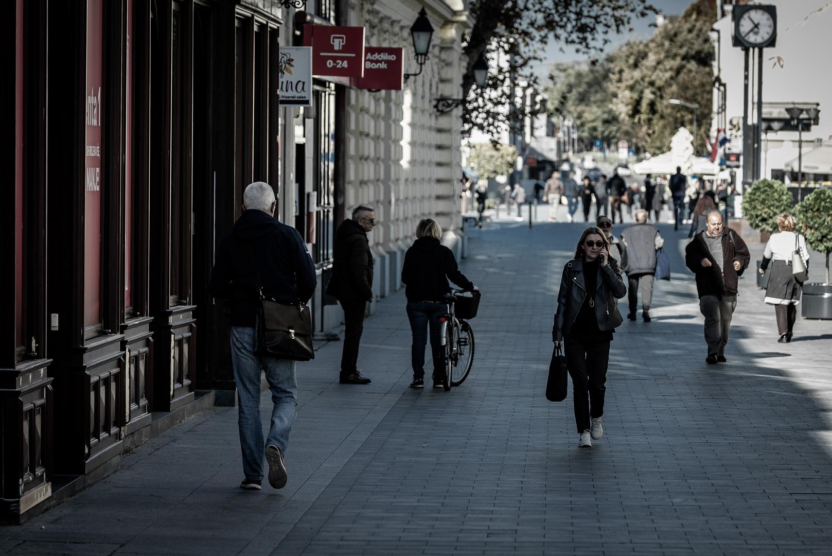 09.11.2023., Vukovar - Jedan obican dan u Vukovaru. Lokacije u centru grada gdje je najveca frekvencija prolaznika. Photo: Davor Javorovic/PIXSELL