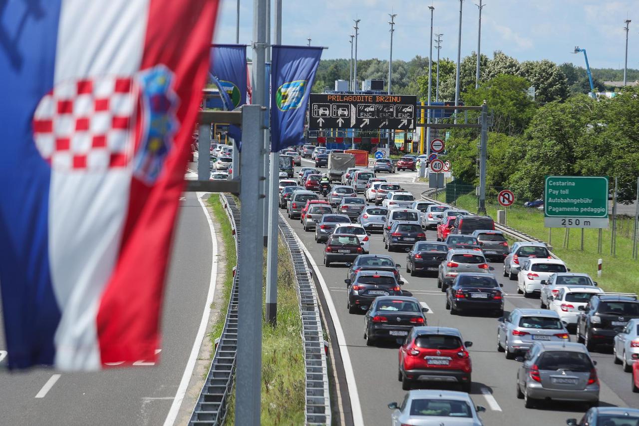 Zagreb: Gužve na naplatnoj postaji Lučko