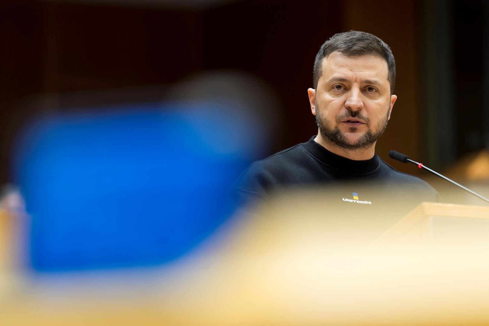 Ukrainian President Volodymyr Zelenskiy makes an address at the European Parliament, during his second international trip since Russia's invasion of Ukraine, in Brussels, Belgium February 9, 2023. Daina Le Lardic/European Union 2023/Handout via REUTERS ATTENTION EDITORS - THIS IMAGE HAS BEEN SUPPLIED BY A THIRD PARTY. MANDATORY CREDIT Photo: DAINA LE LARDIC/EU 2023/REUTERS