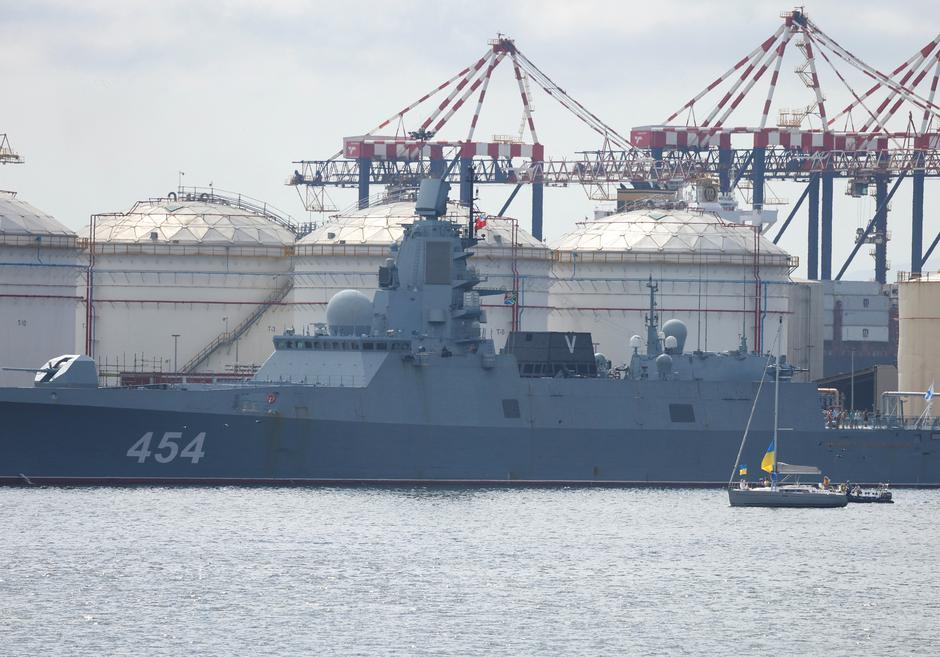 Admiral Groshkov-class frigate