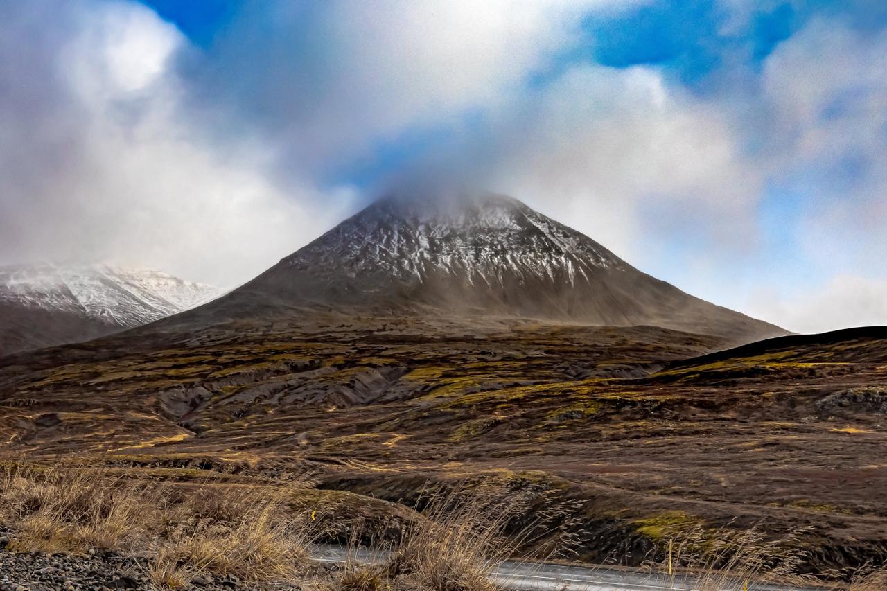 THEMENBILD, unterwegs in Iceland