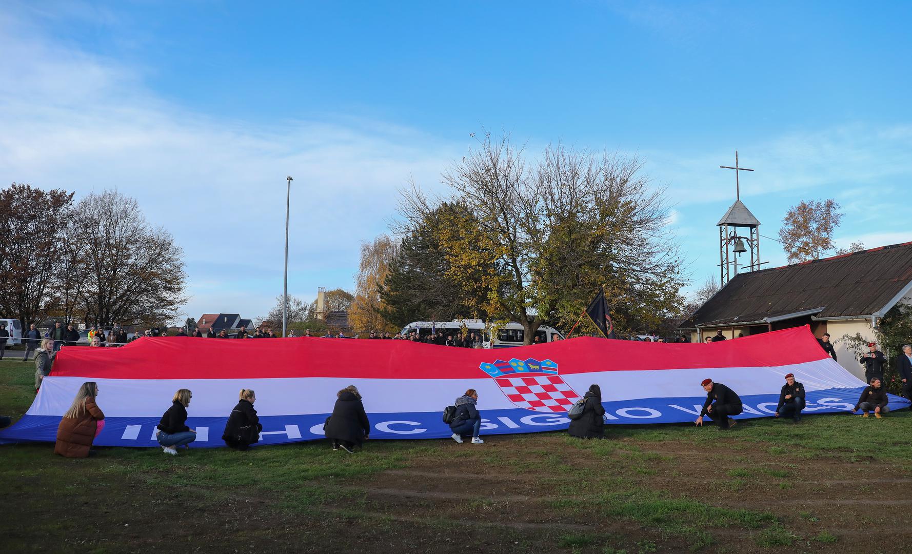 17.11.2022., Vukovar -Predsjednik Republike prisustvovao je otkrivanju spomenika Kati Soljic i sinovima. Photo: Emica Elvedji/PIXSELL