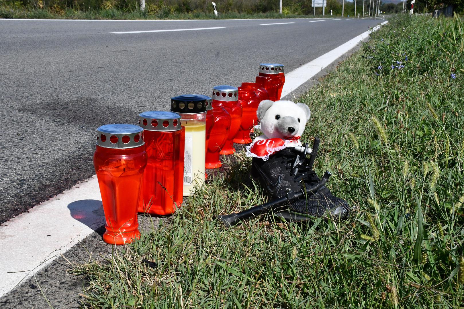 24.08.2024.,  Cage - Mjesto gdje je u petak navecer poginuo dječak (13) koji se vozio biciklom,. Na njega je automobilom naletio alkoholizirani vozac koji se udaljio s mjesta nesrece. Photo: Ivica Galovic/PIXSELL