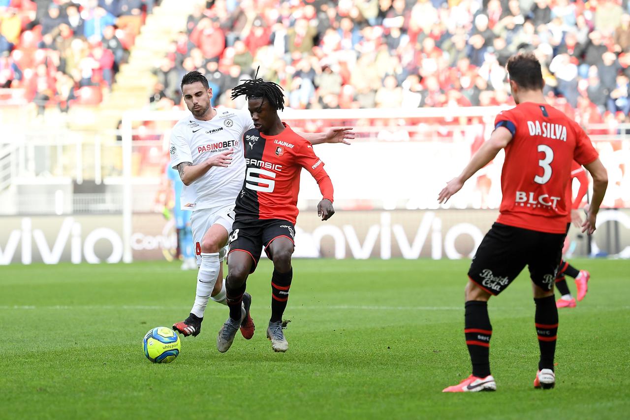 Match de championnat de Ligue 1 Conforama opposant le stade rennais football club (SRFC) à Montpellier Hérault Sport Club (MHSC) au stade Roazhon Park à Rennes