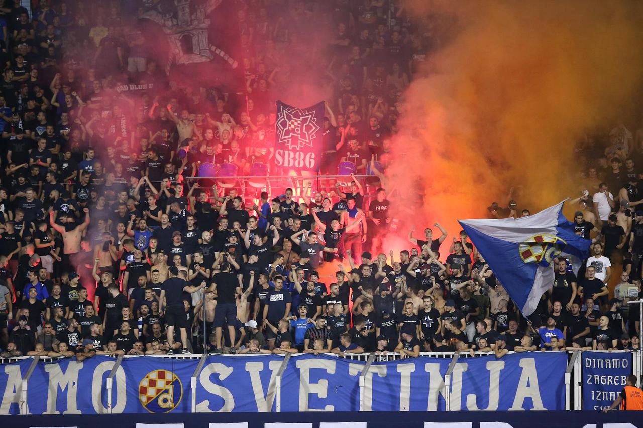 Atmosfera na maksimirskom stadionu na utakmici 3. pretkola UEFA Lige prvaka GNK Dinamo - Ludogorec