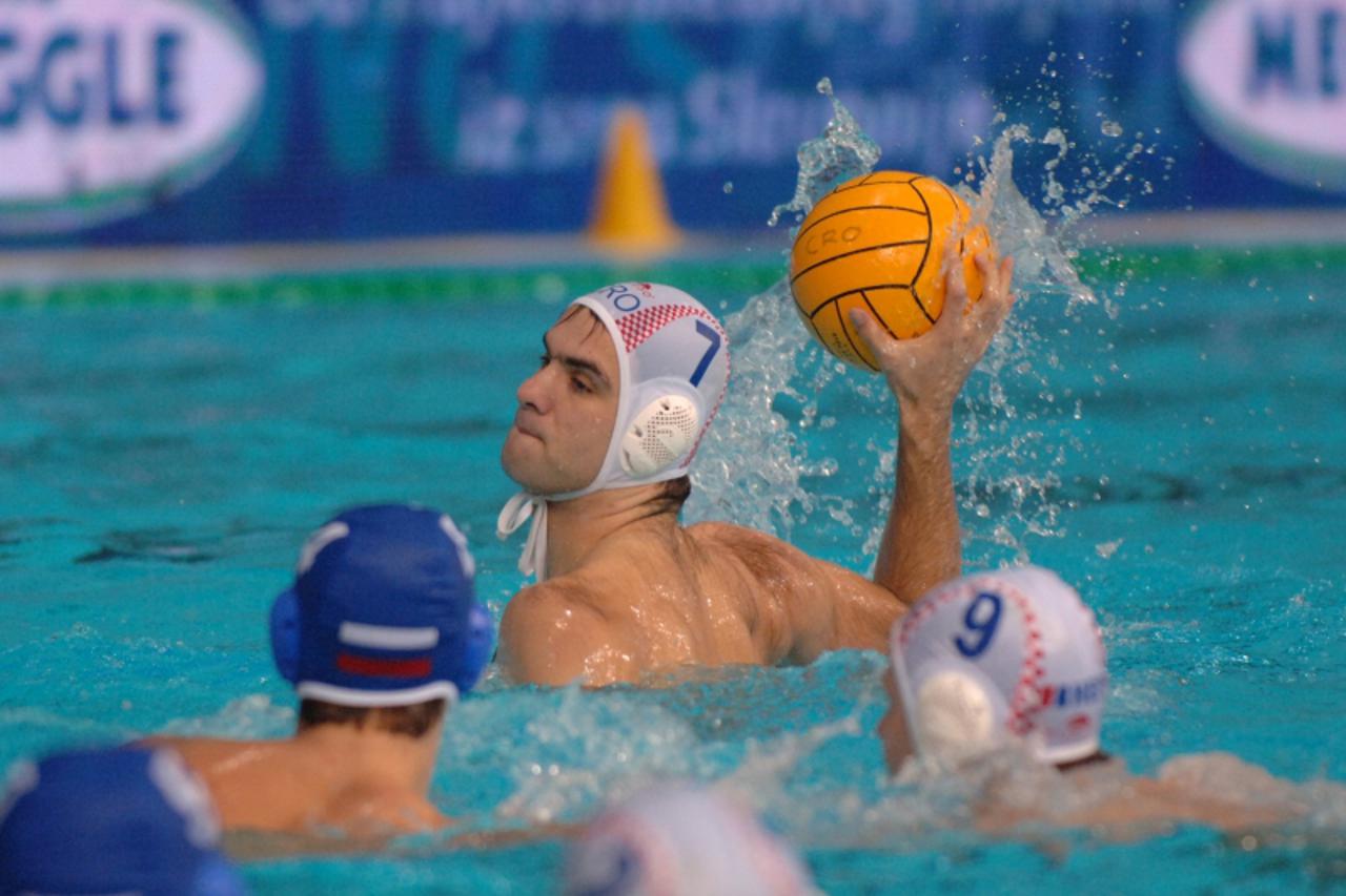 'za sport....21.01.2009 rijeka.....vaterpolo utakmica hrvatska rusija.....puca pavo markovic Photo: Goran Kovacic/Vecernji list'