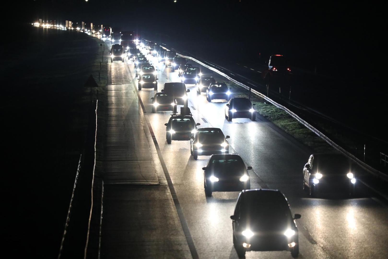 23.12.2022., Kutina - Kolona od 10 kilometara na autocesti A3 u smjeru Osijeka.  Photo: Emica Elvedji/PIXSELL