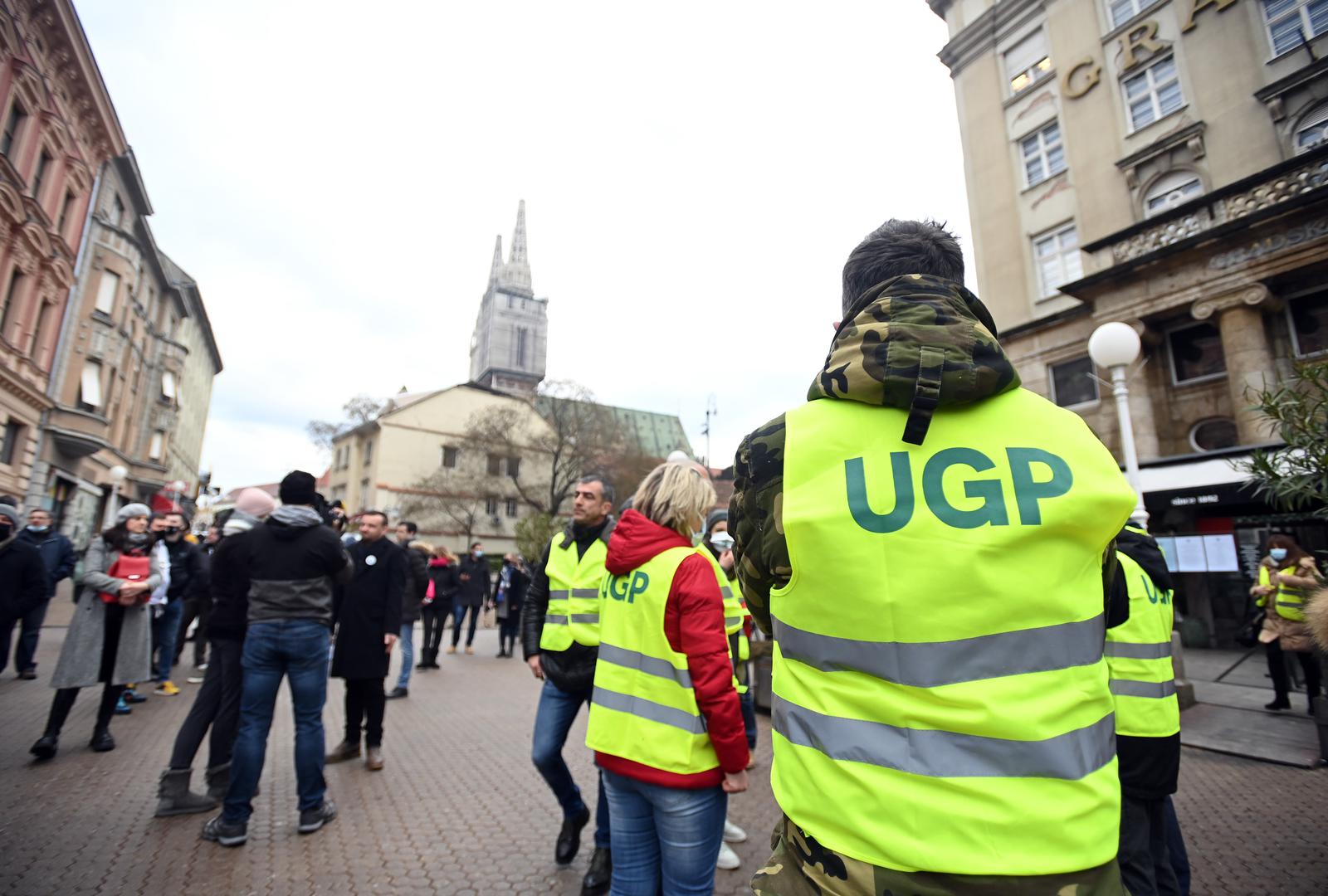 03.02.2021., Zagreb - U organizaciji Udruge Glas poduzetnika na Trgu bana Josipa Jelacica odrzan je prosvjed "zbog neadekvatnih ekonomskih mjera i diskriminatornih odluka prema dijelu poduzetnika". Photo: Igor Soban/PIXSELL