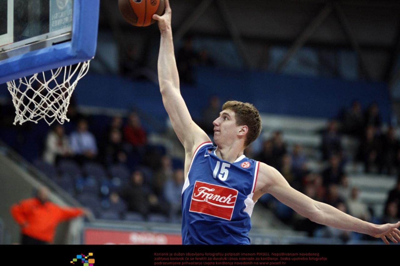 '23.12.2010., Kosarkaski centar Drazen Petrovic, Zagreb - Euroliga, grupa C, 10. kolo, KK Cibona - Lietuvos Rytas. Tomislav Zubcic. Photo: Slavko Midzor/PIXSELL'