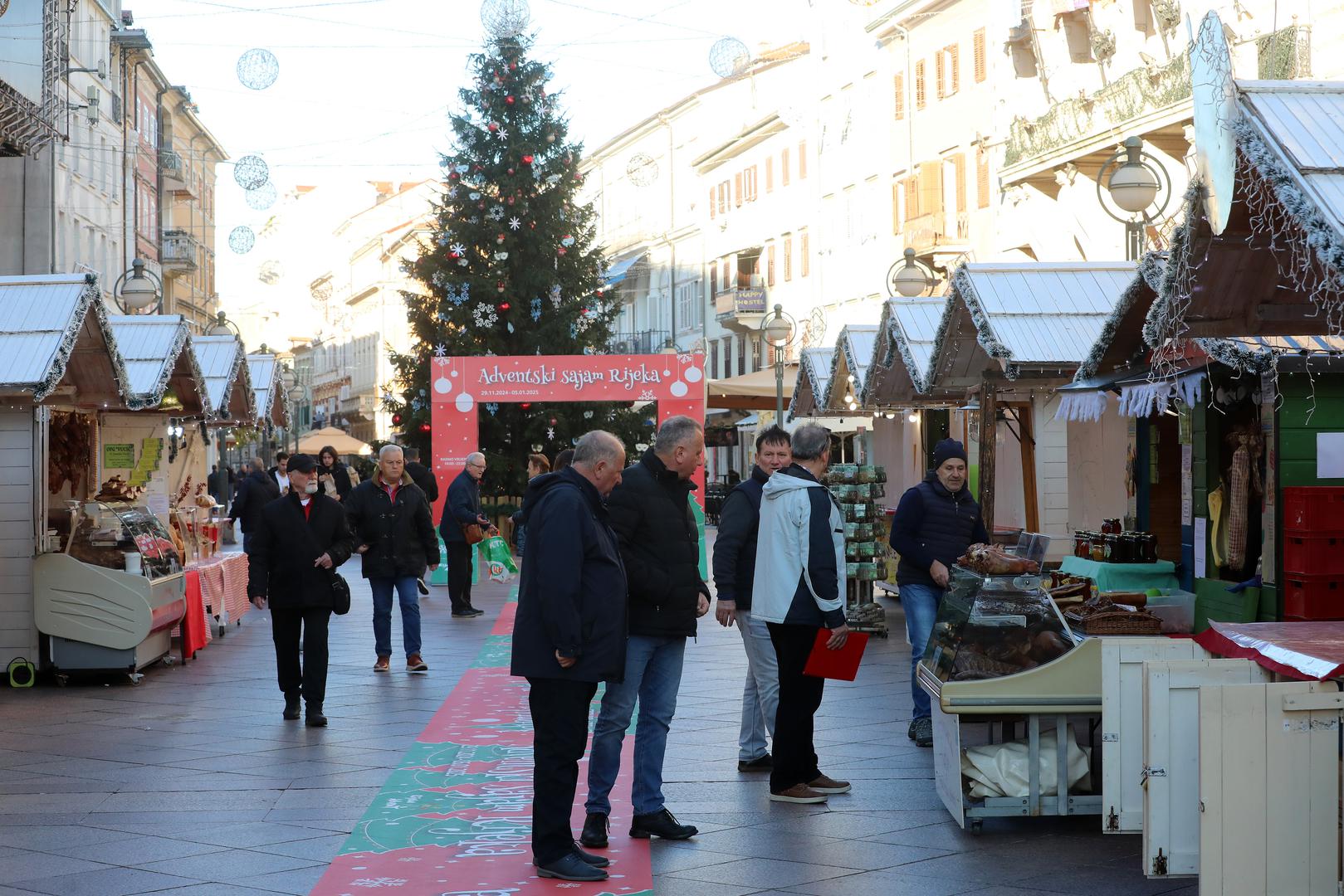 02.12.2024., Rijeka - Adventski sajam otvoren je na Korzu. Photo: Goran Kovacic/PIXSELL