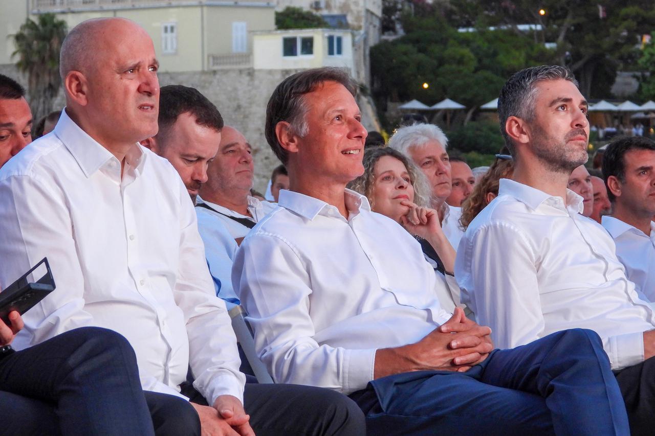 Predsjednik Sabora Gordan Jandroković i ministri Branko Bačić i Gordan Grlić Radman stigli u Dubrovnik radi Dubrovnik foruma 2024