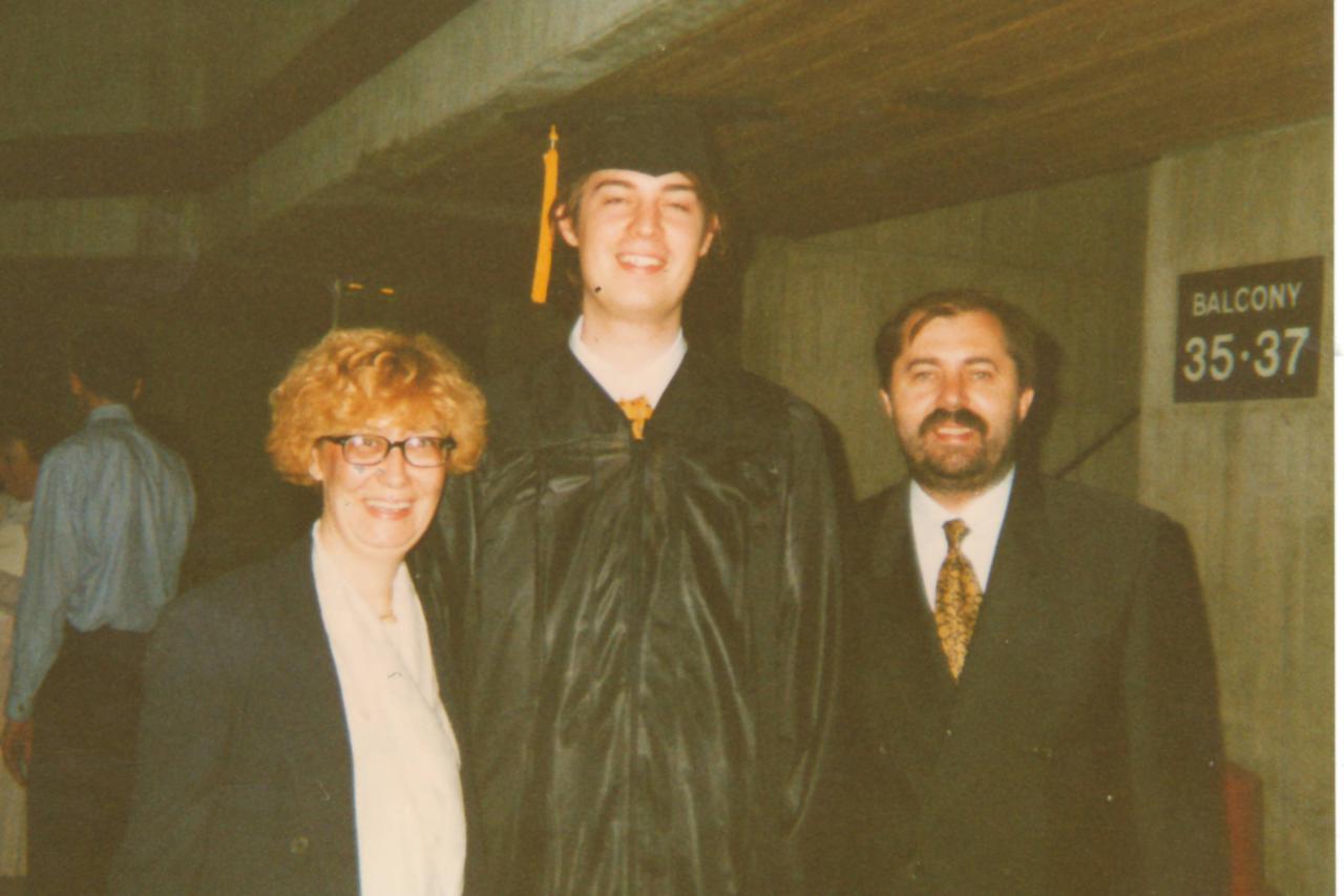 storyeditor/2025-01-08/diploma_iowa_state_1997.jpg