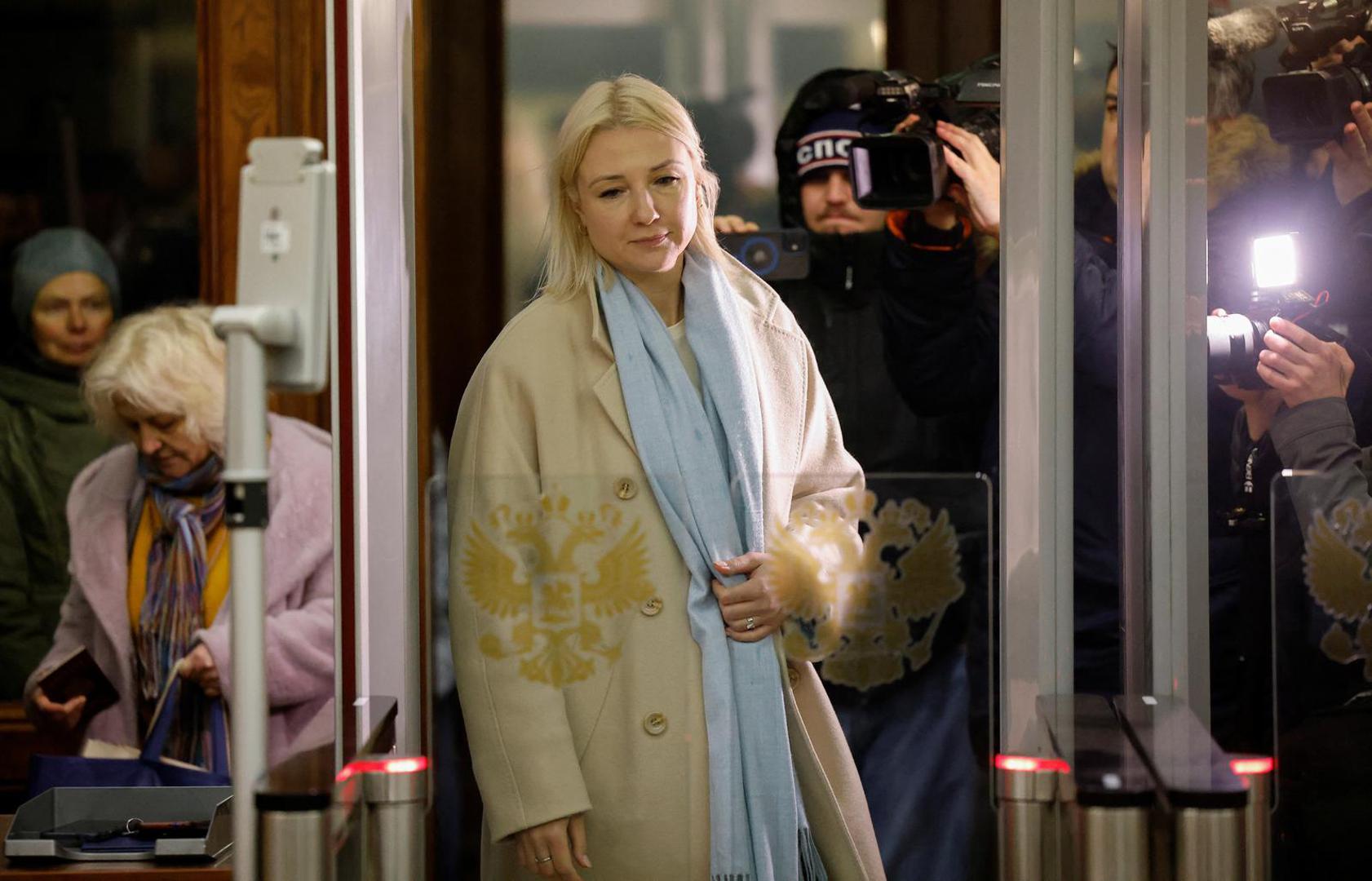 Yekaterina Duntsova, a former regional journalist who wants to run for Russian president in the March 2024 election, arrives to submit documents at an office of the Central Election Commission in Moscow, Russia, December 20, 2023. REUTERS/Maxim Shemetov Photo: MAXIM SHEMETOV/REUTERS