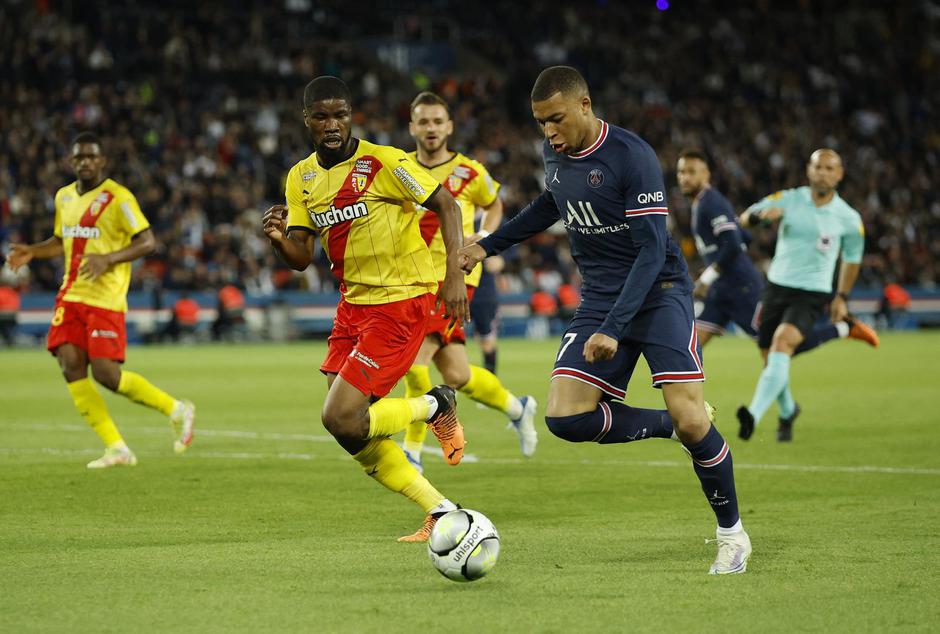 Ligue 1 - Paris St Germain v RC Lens