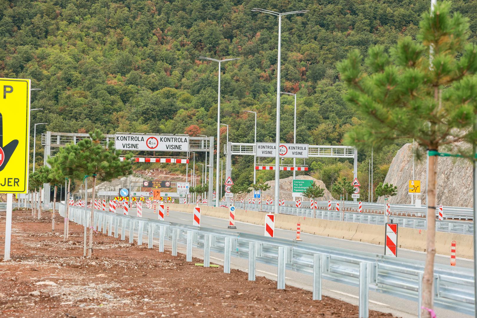 Ti tehnološki napredni pristupi omogućili su brzo i učinkovito izvođenje radova unatoč brojnim izazovima, kao što su složena geološka situacija i zahtjevi za minimalnim utjecajem na postojeći promet.