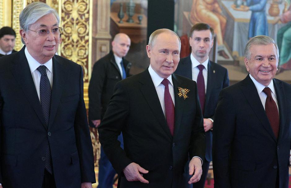 Russian President Vladimir Putin meets foreign leaders in Moscow