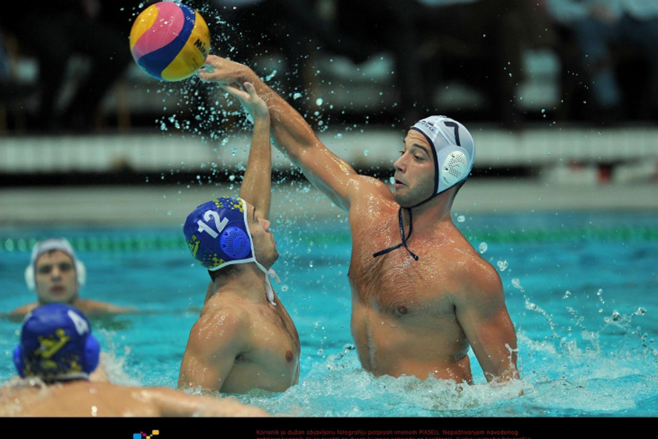 \'19.10.2010., bazen PVC Mladost na Savi, Zagreb - Jadranska vaterpolo liga, 1. kolo, HAVK Mladost - VK Medvescak. Nikola Samodol, Vanja Udovicic. Photo: Antonio Bronic/PIXSELL\'