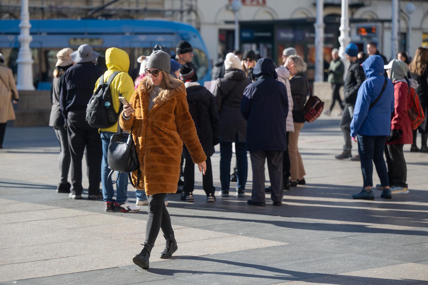 Hrvatsku danas, prema prognozi DHMZ-a, unatoč pretežno sunčanom vremenu, očekuje promjenjivo vrijeme, osobito na jugoistoku Hrvatske.