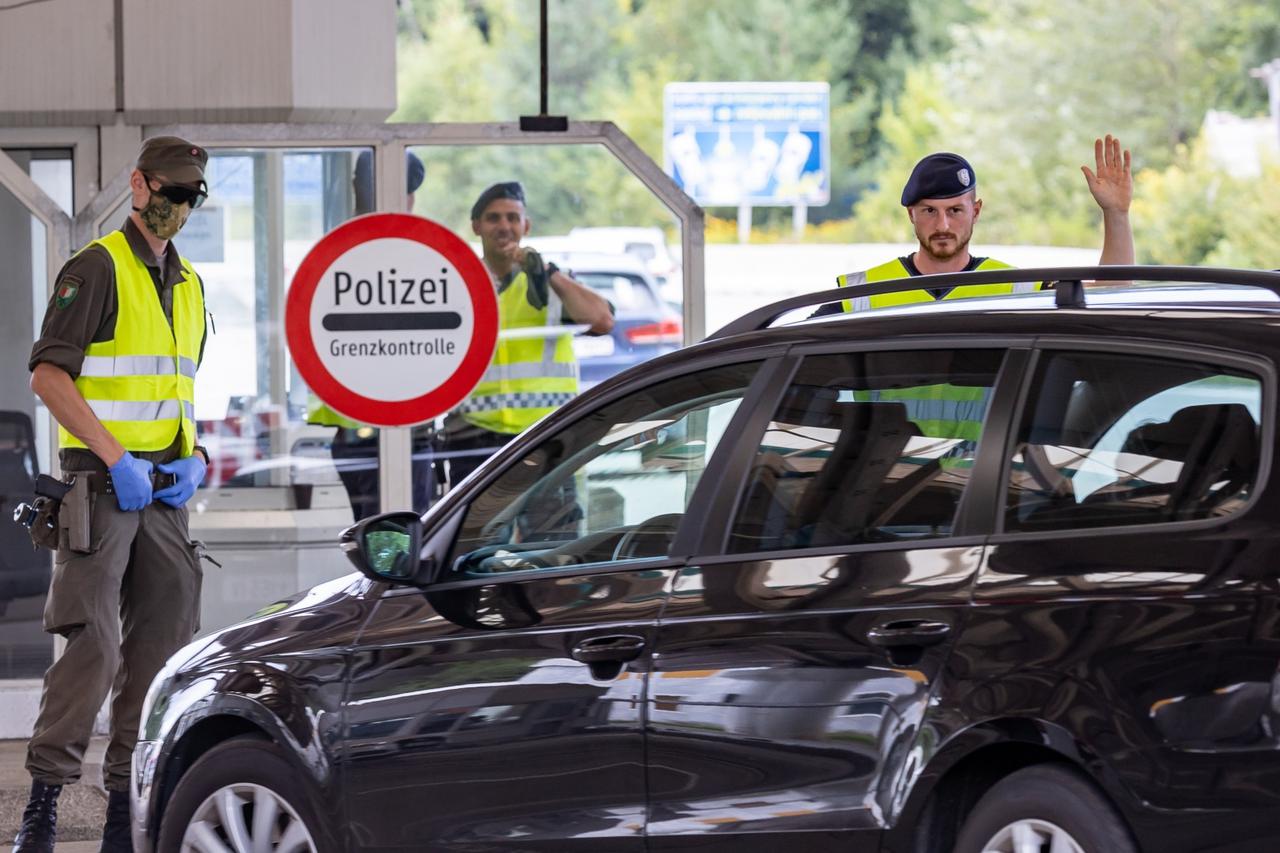 AUT, Coronavirus, Rückreiseverkehr Grenzübergang Karawankentunnel