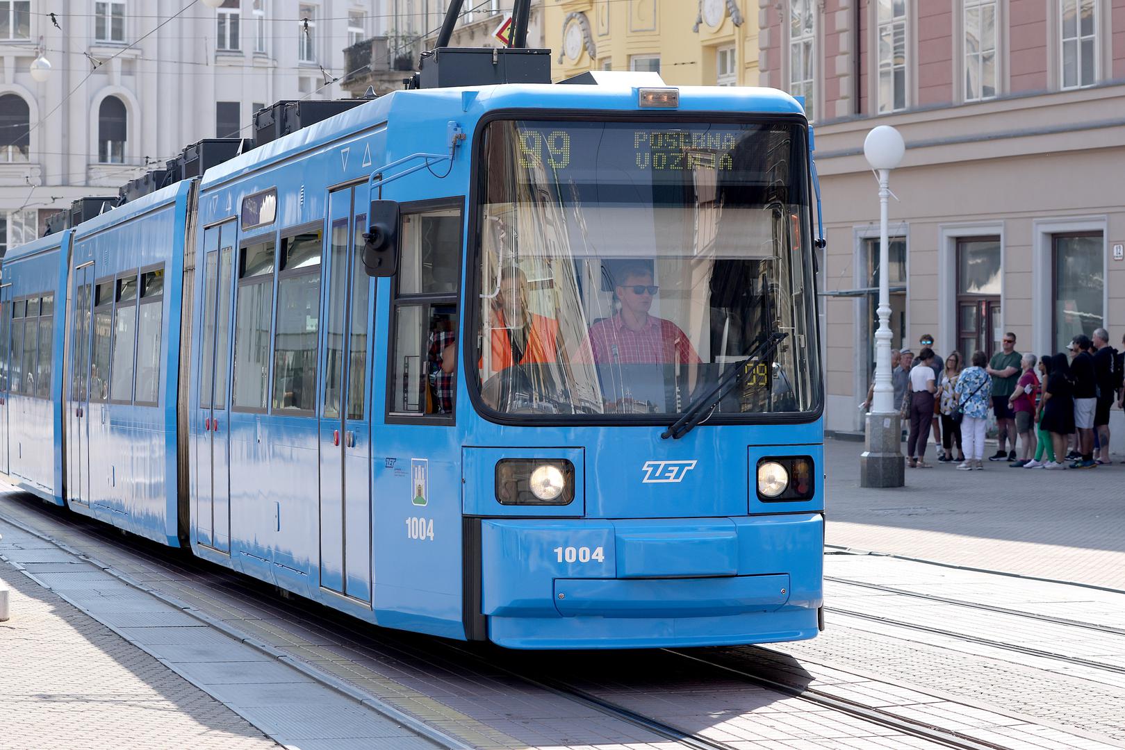 Inače, prvi tramvaji trebali bi izaći iz garaže već na proljeće, no Tomašević se nada kako ćemo ih vidjeti i prije roka.