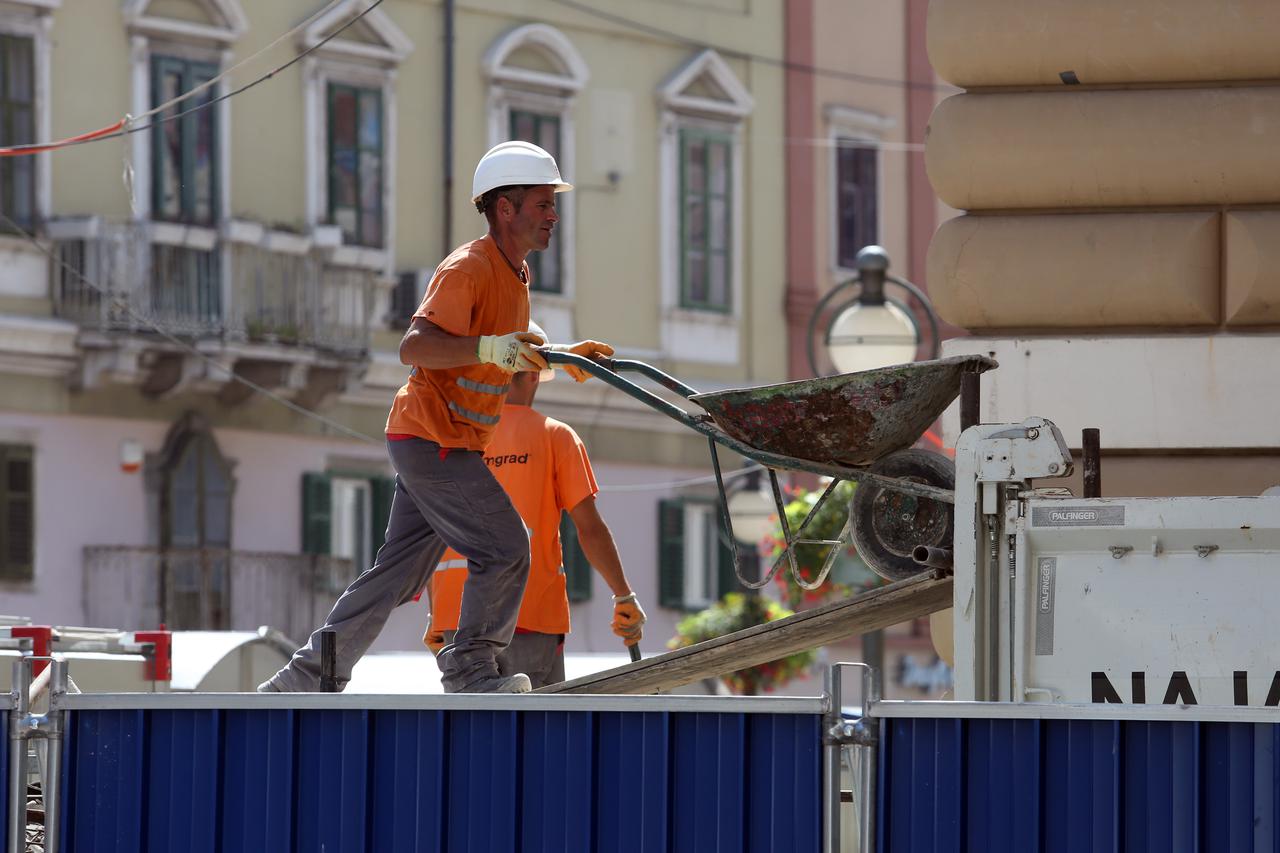 Rijeka: Građevinski radnici na gradilištu
