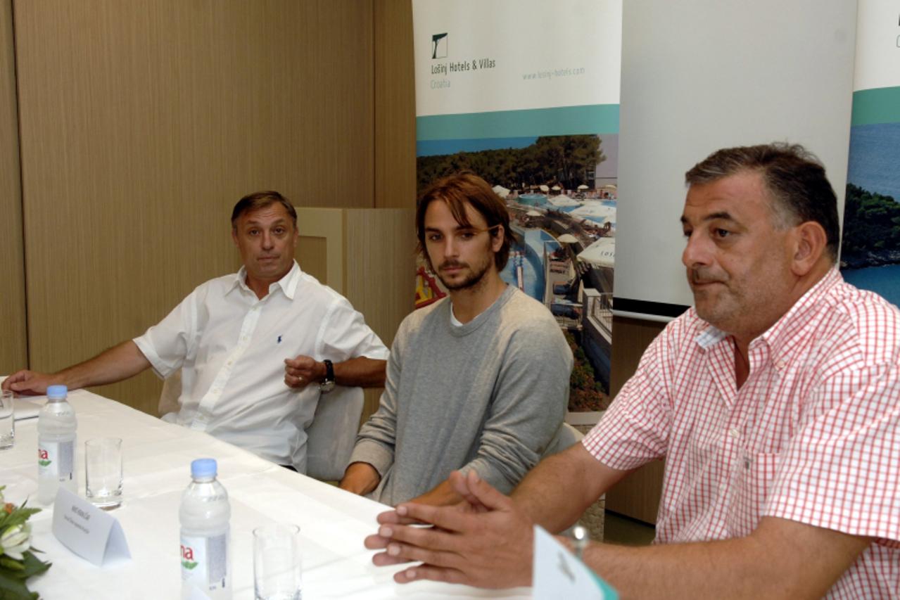 \'30.06.2011. Mali losinj, Cico Kranjcar i Niko Kranjcar najavili Ljetnu skolu nogometa Kranjcar u hotelu Vespera sa predsjednikkom uprave Jadranka d.d. Sanjinom Solicem. Photo: Goran Kovacic/PIXSELL