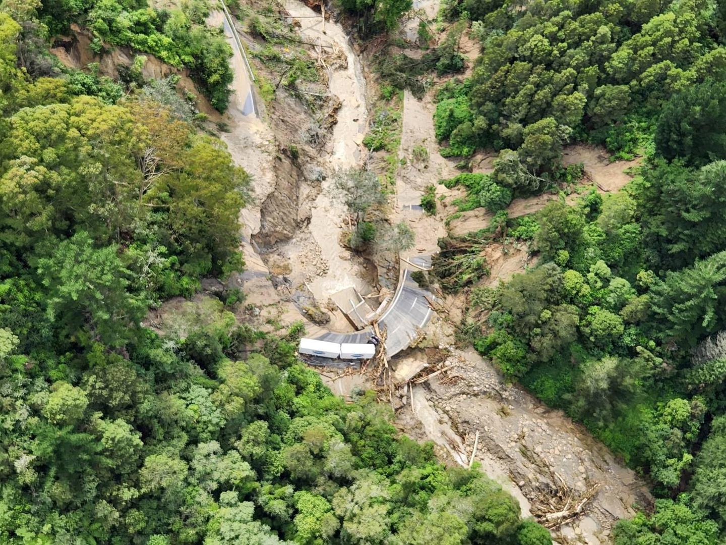 A view of flood damage in the the aftermath of cyclone Gabrielle in Hawke?s Bay, New Zealand, in this picture released on  February 15, 2023.  New Zealand Defence Force/Handout via REUTERS    THIS IMAGE HAS BEEN SUPPLIED BY A THIRD PARTY. NO RESALES. NO ARCHIVES Photo: New Zealand Defence Force/REUTERS