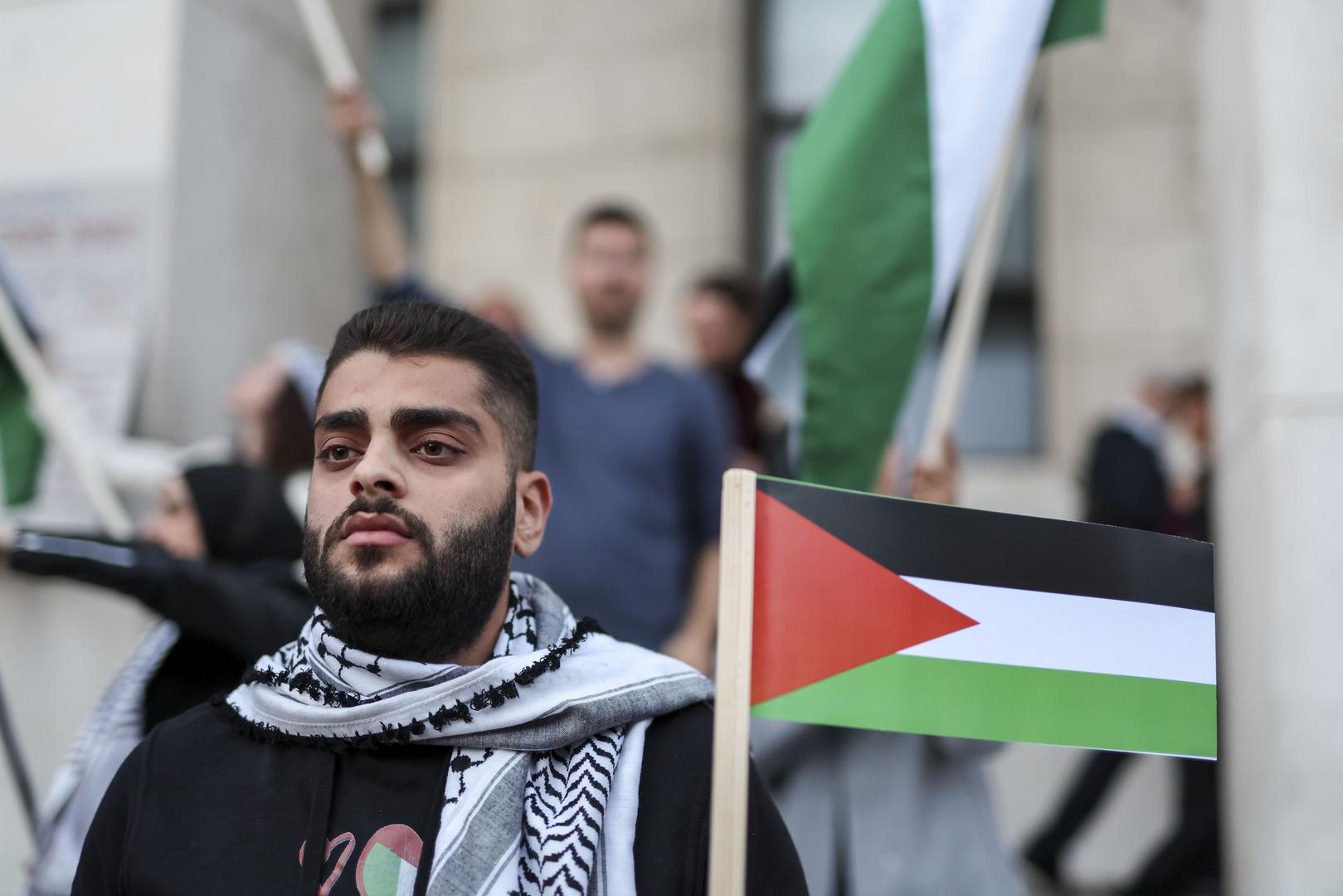 25.10.2023., Zagreb - Prosvjed Solidarno s Palestinom na Trgu zrtava fasizma. Ovaj prosvjed je dio globalnog odgovora na situaciju u kojoj se Gaza nemilosrdno bombardira svakoga dana, u kojoj nevjerojatan broj ljudi gubi svoje zivote.
 Photo: Igor Kralj/PIXSELL