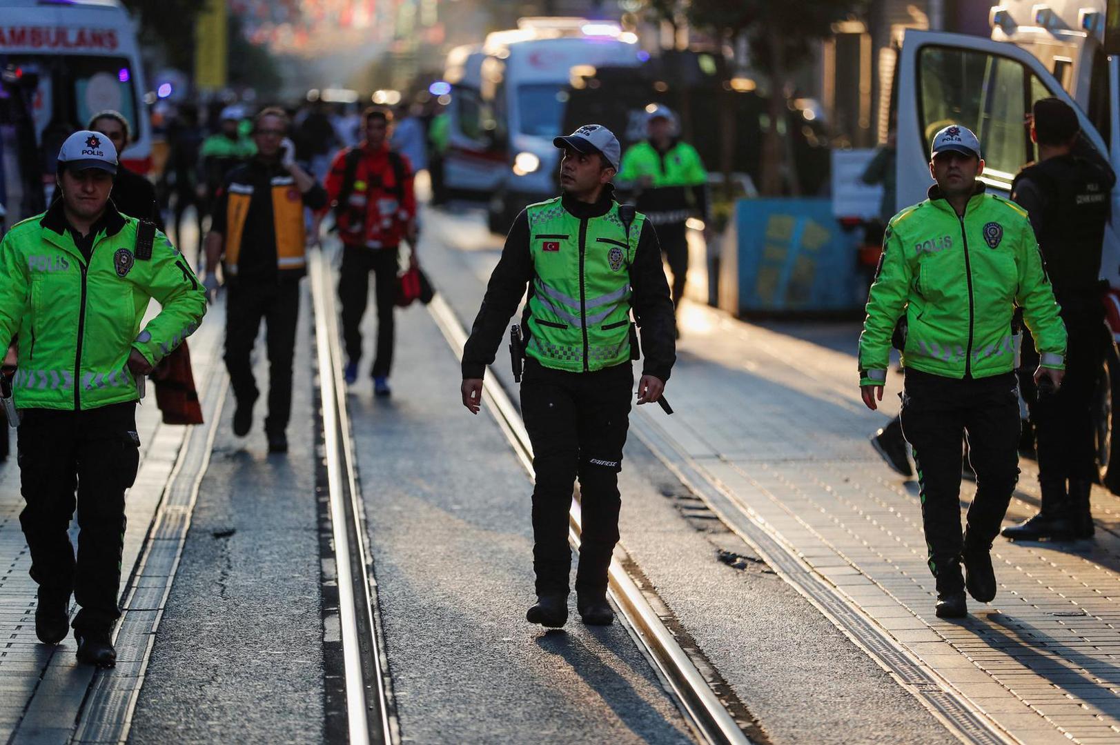 Police officers walk near the scene after an explosion on busy pedestrian Istiklal street in Istanbul, Turkey, November 13, 2022. REUTERS/Kemal Aslan Photo: KEMAL ASLAN/REUTERS