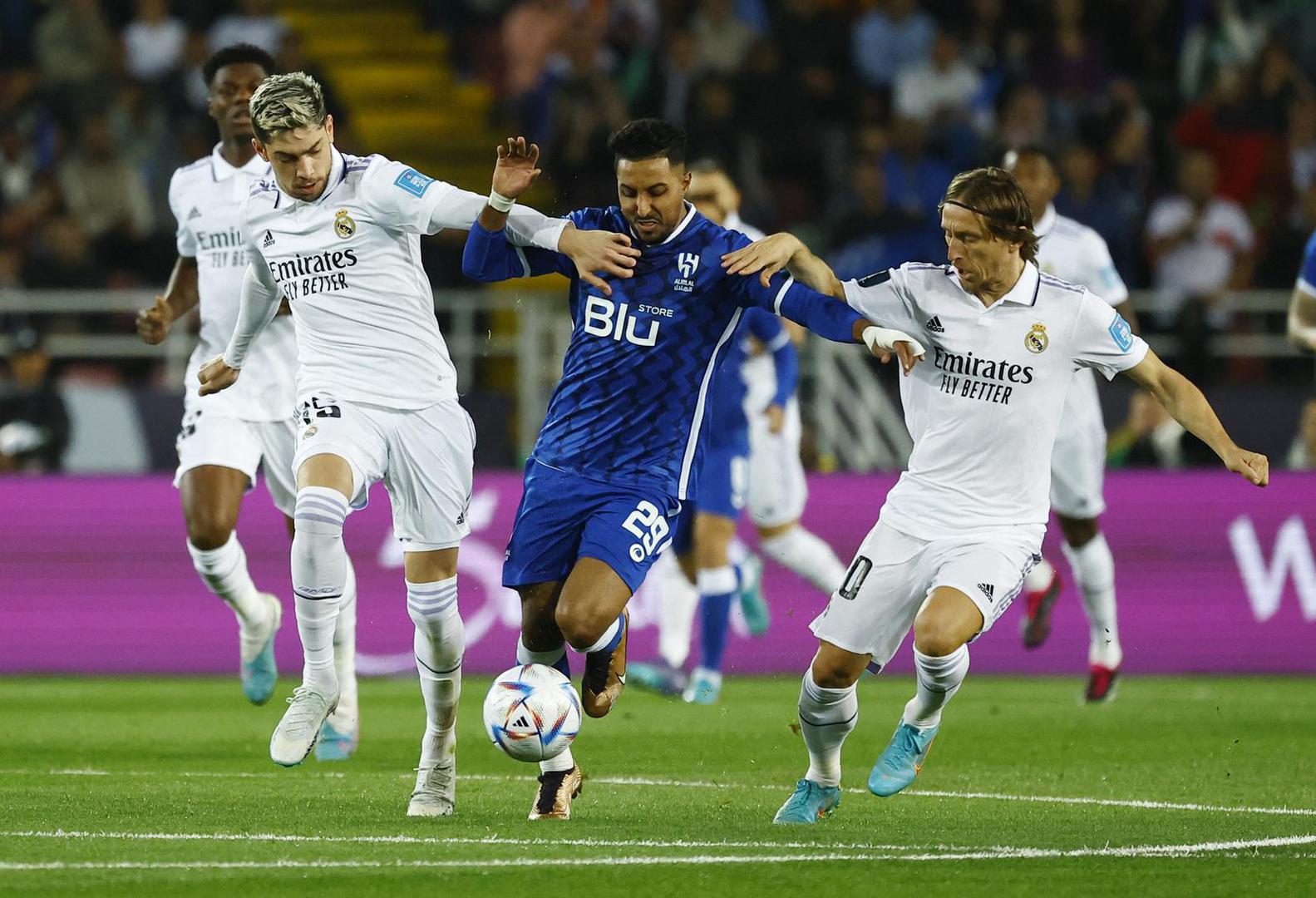 Футбол аль хиляль. «Реал» — «Аль-Хиляль» — 5:3. Real Madrid al Hilal 2023. Сармурабии Реал Мадрид. Форма Реал Мадрид Бензема.