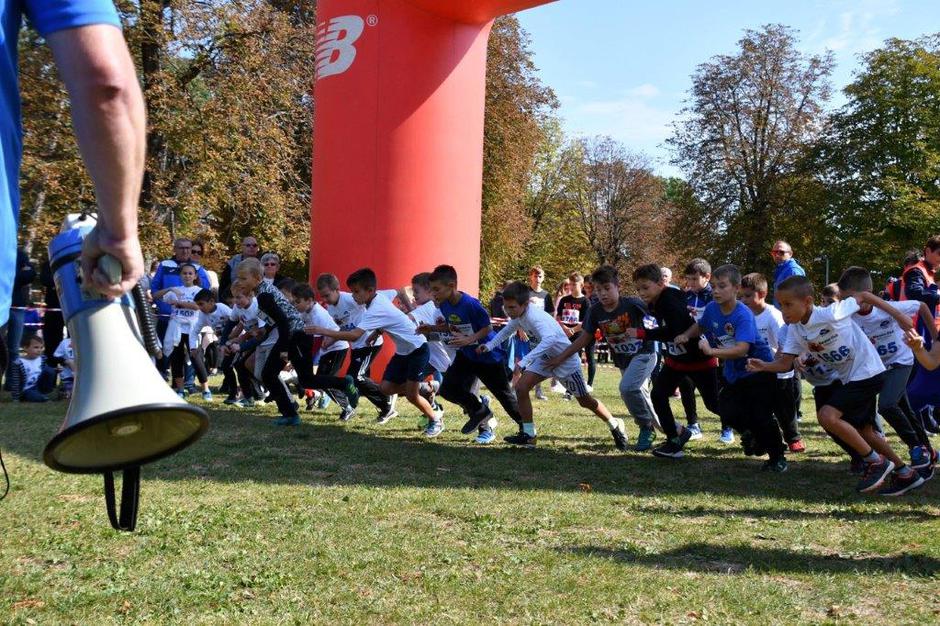 16. Dječji jesenski kros Grada Velike Gorice 2018.